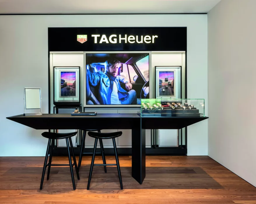 Le comptoir Tag Heuer dans le tout nouveau lieu Hall of Time