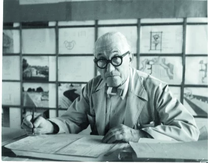 Le Corbusier (profil-avant)