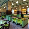 foto-7b_Prada_bar-luce-milaan-3